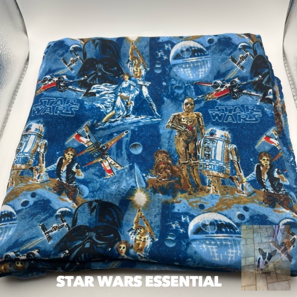 Disney Accessories - Large Women’s Star Wars Scarf, Blue